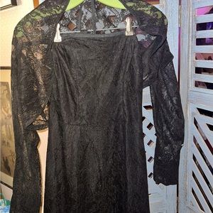 Vintage 1940s black lace strapless dress